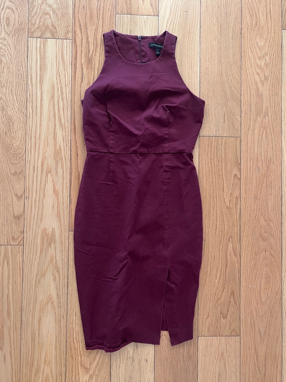 Banana Republic Sleeveless Sheath Dress